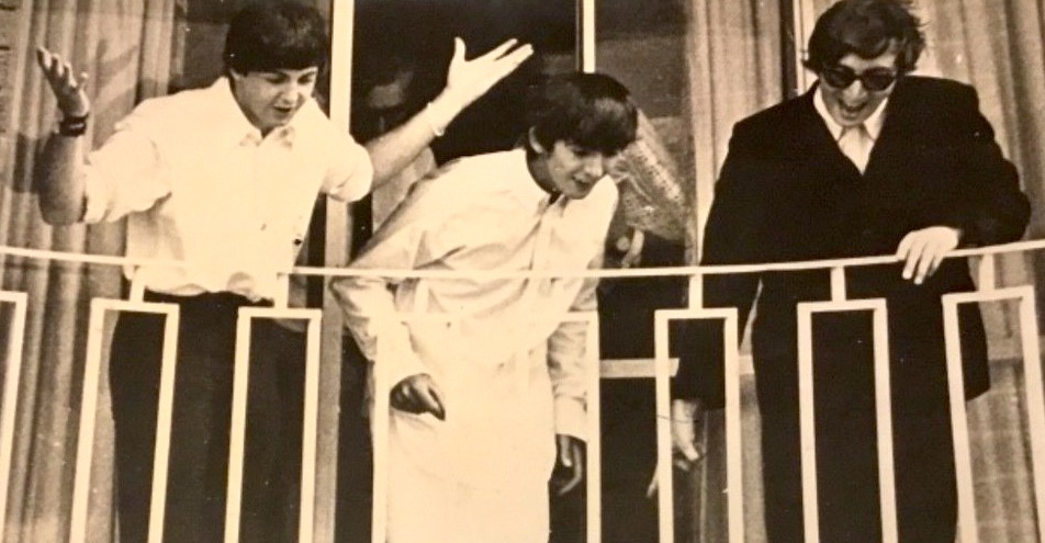 Beatles in hotel sydney 1964